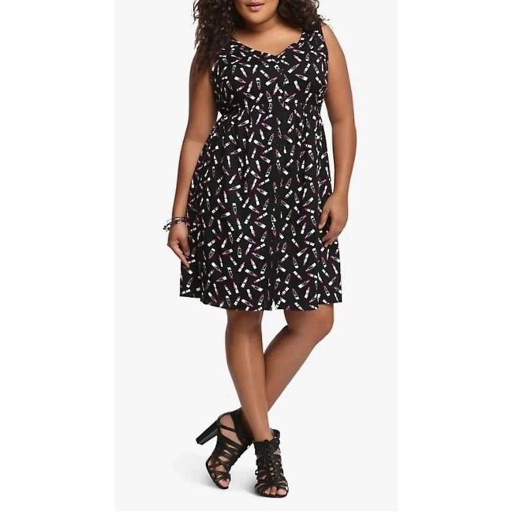 Torrid‎ Lipstick Challis Mini Dress Womens 2XL Black Novelty Rockabilly Kitschy